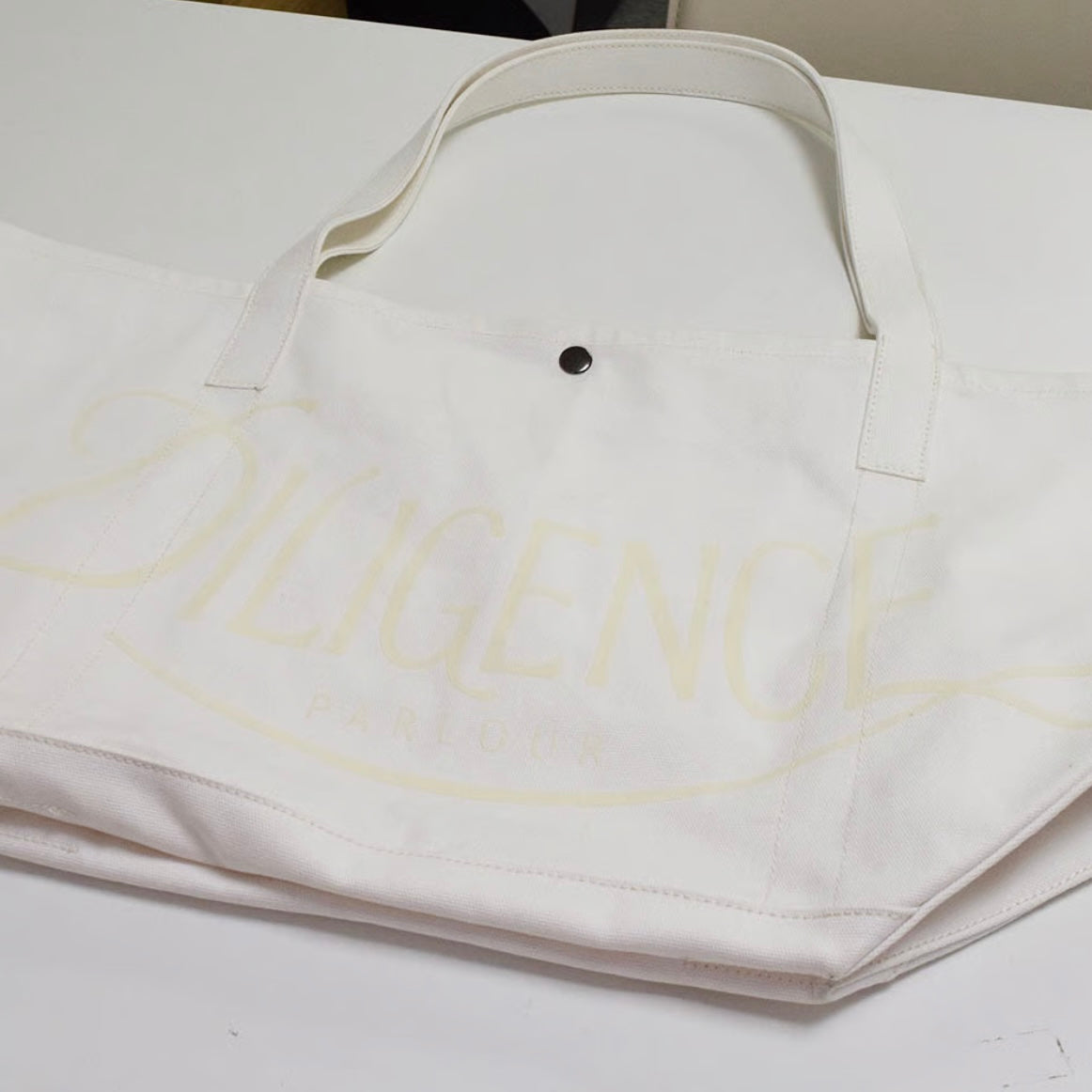 Canvas logo tote bag