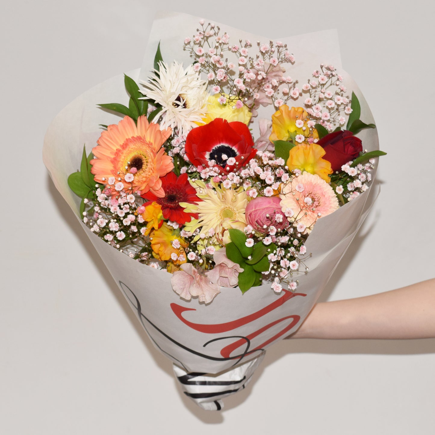 Here's to Your Bright Beginning / Flower Bouquet M