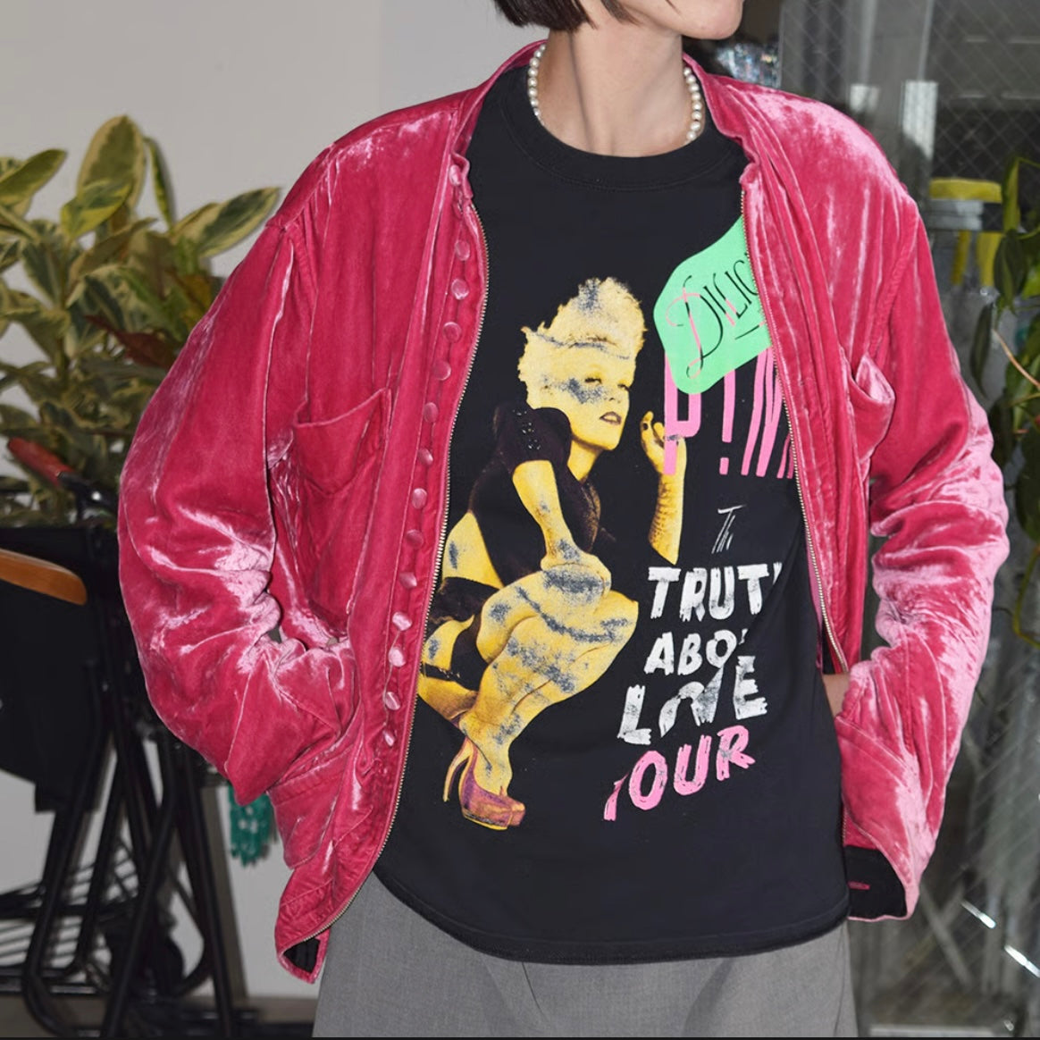 【USED】STICKER LOGOPRINT T-SHIRTSーBLACK17